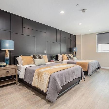 Private Room With Kitchen & Bath 4 แบรเดนตัน ภายนอก รูปภาพ